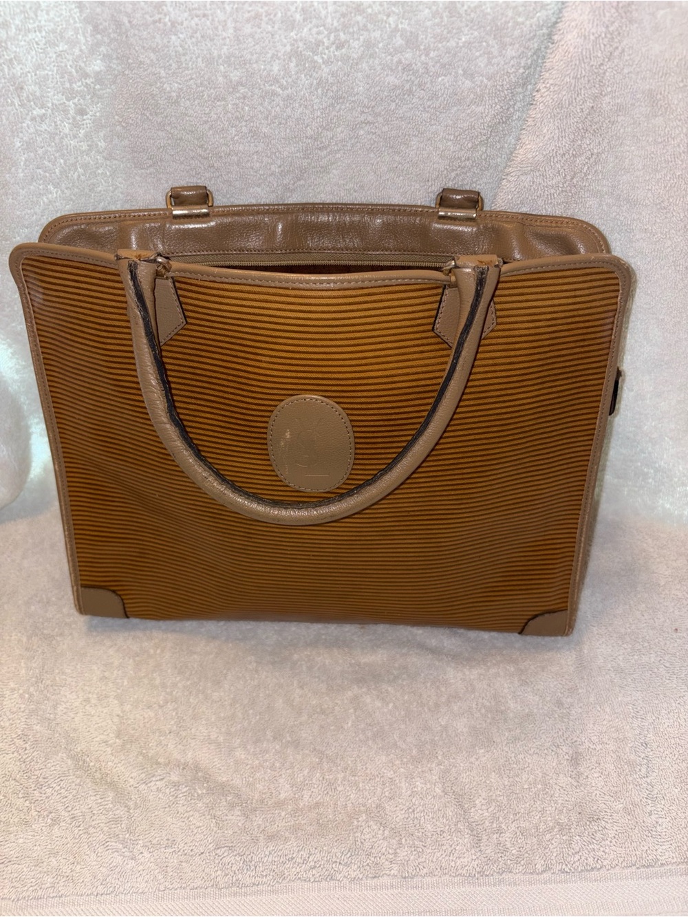 Yves Saint Laurent Womens Tote Authentic